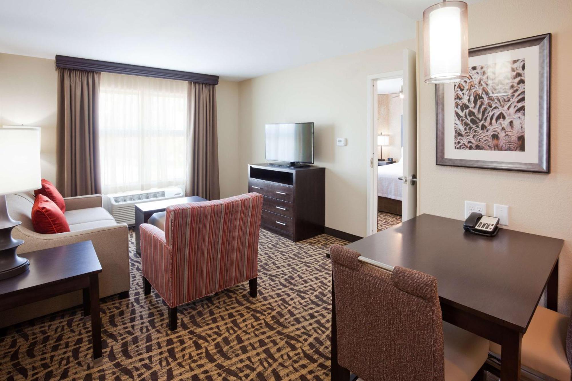 Homewood Suites Davenport Bettendorf Exterior photo
