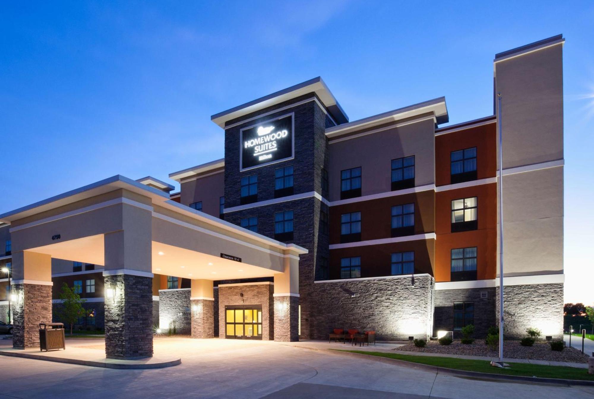 Homewood Suites Davenport Bettendorf Exterior photo